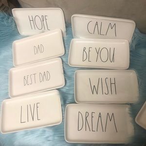 Rae Dunn tray